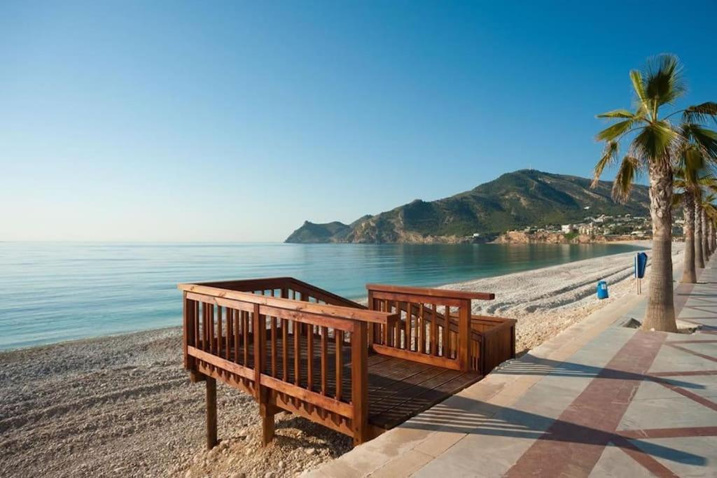 Apartment Soleado Con Piscina Y Terraza Privada. *