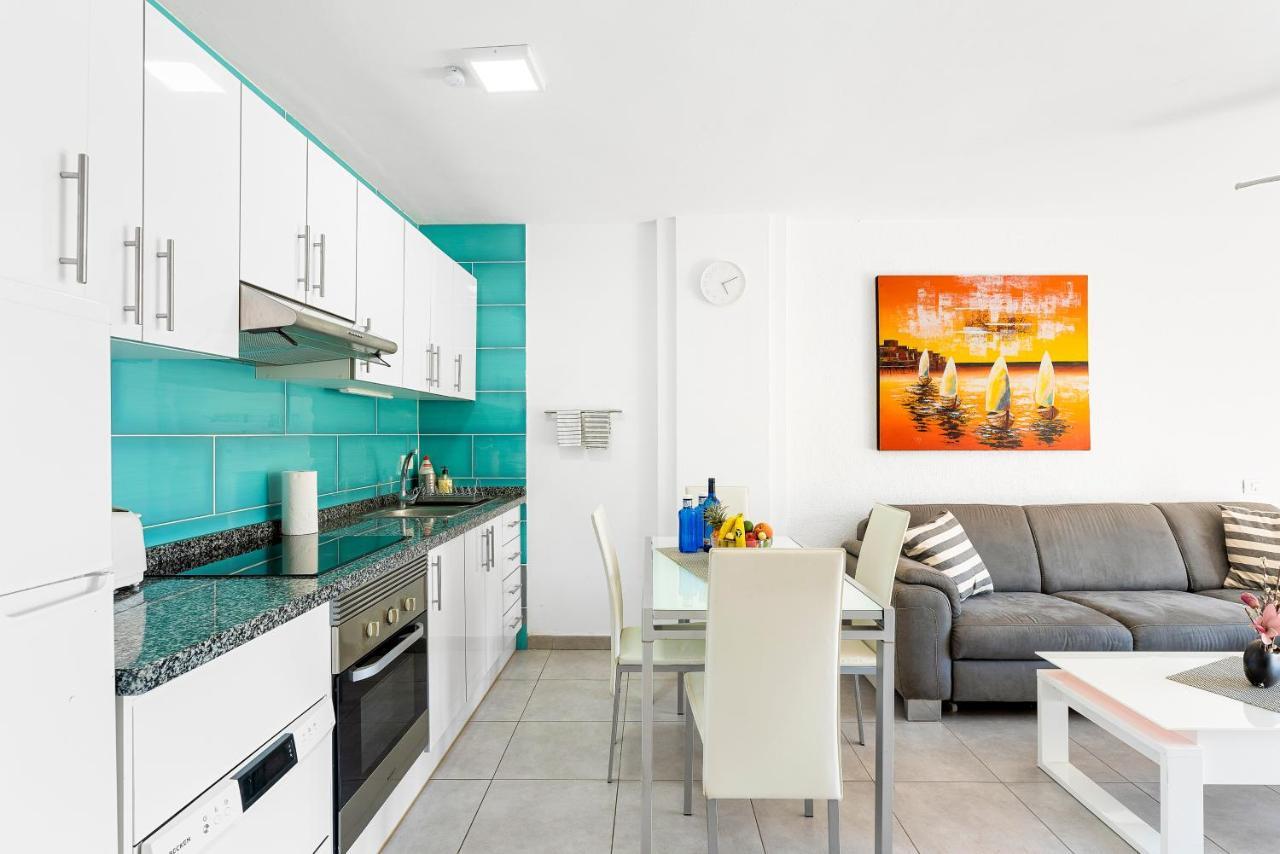 Colina Smart Hi-end Services Media Streaming Apartment Costa Adeje (Tenerife)
