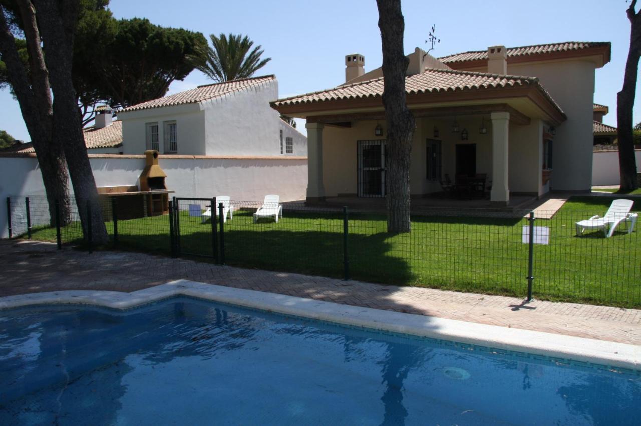 Сasa de vacaciones Moderno Y Amplio Chalet, Con Piscina Privada Chiclana de la Frontera