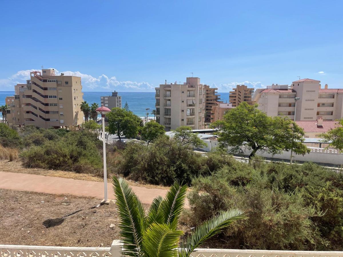 Sea-view 3-bedroom Near Alicante *