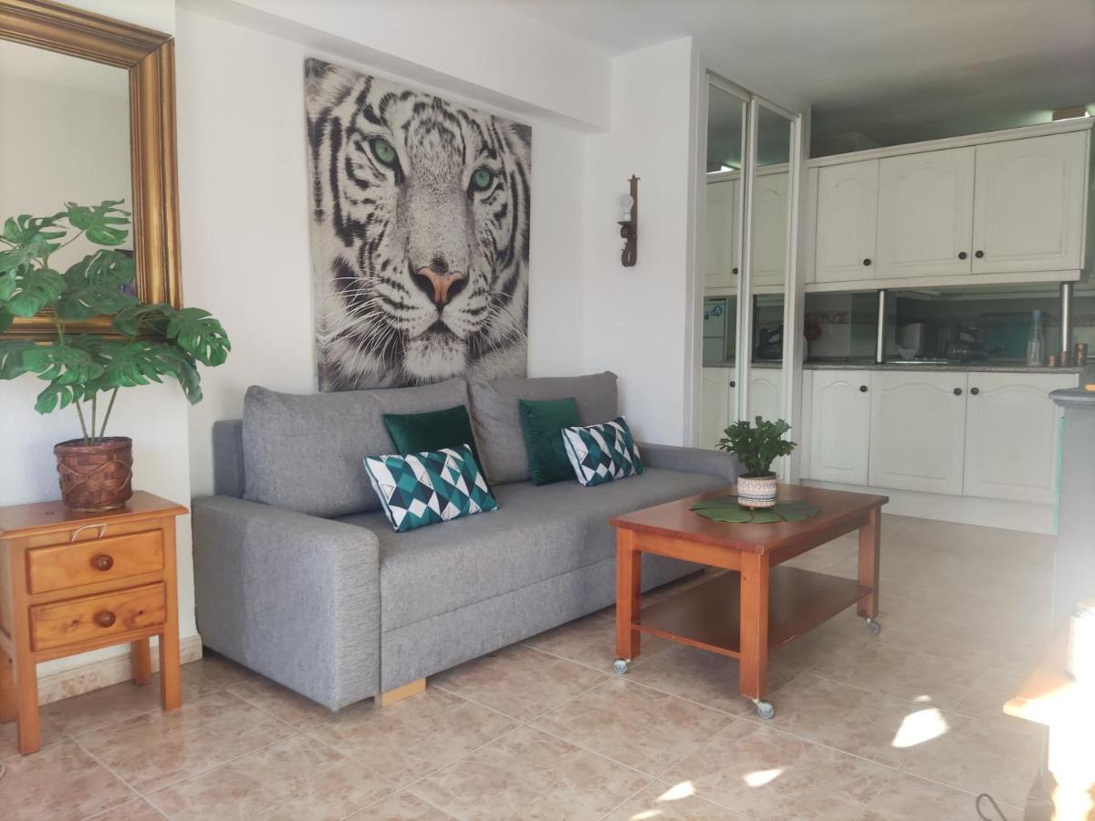 Piscis Apartment *