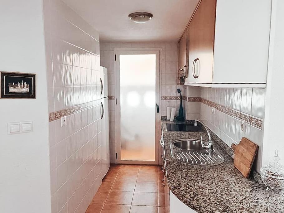 Soleado Con Piscina Y Terraza Privada. Apartment