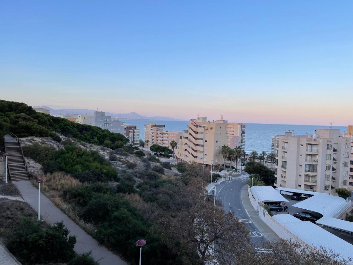 Apartamento Sea-view 3-bedroom Near Alicante Arenales del Sol