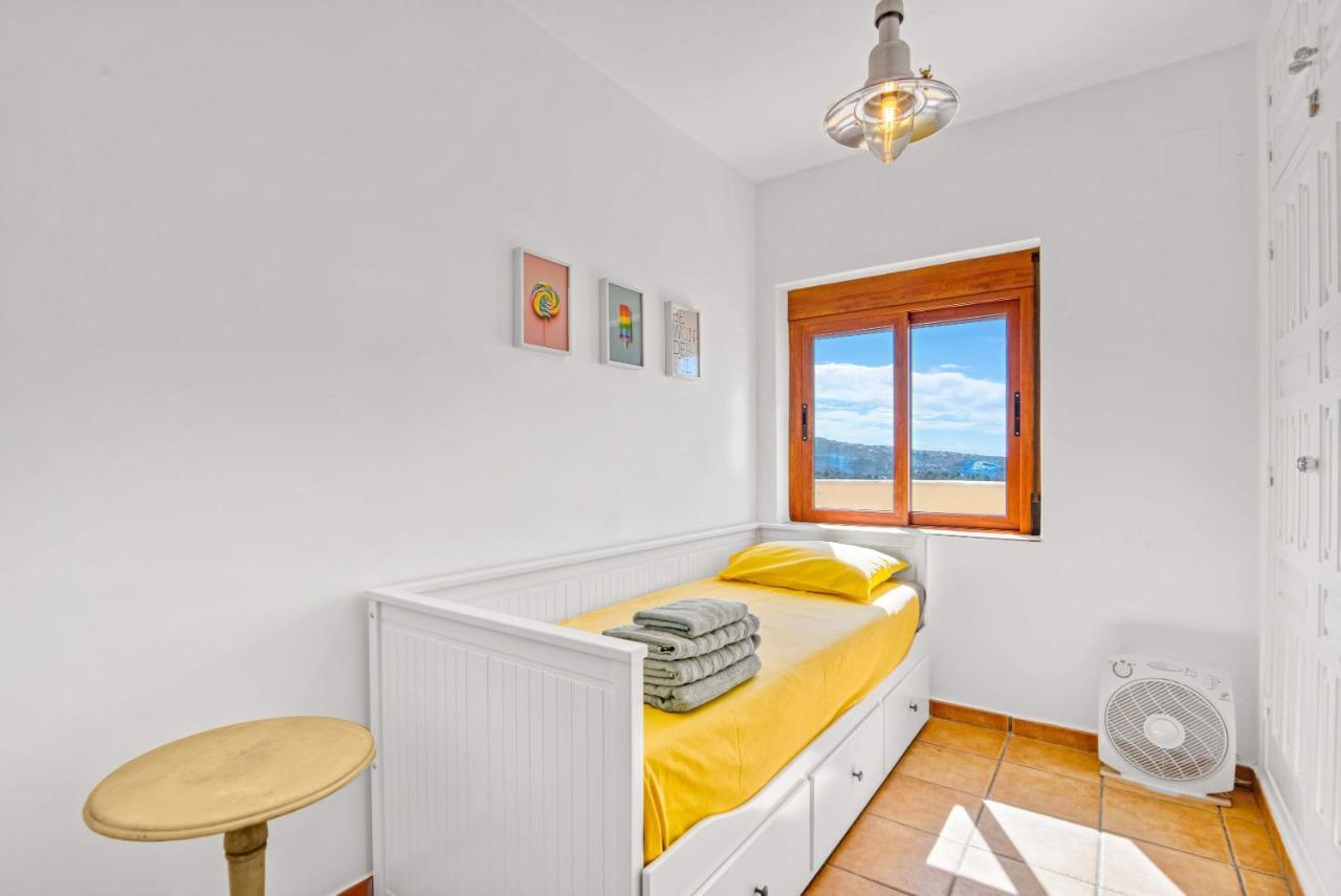 Dulce Holiday home Casas Abiar