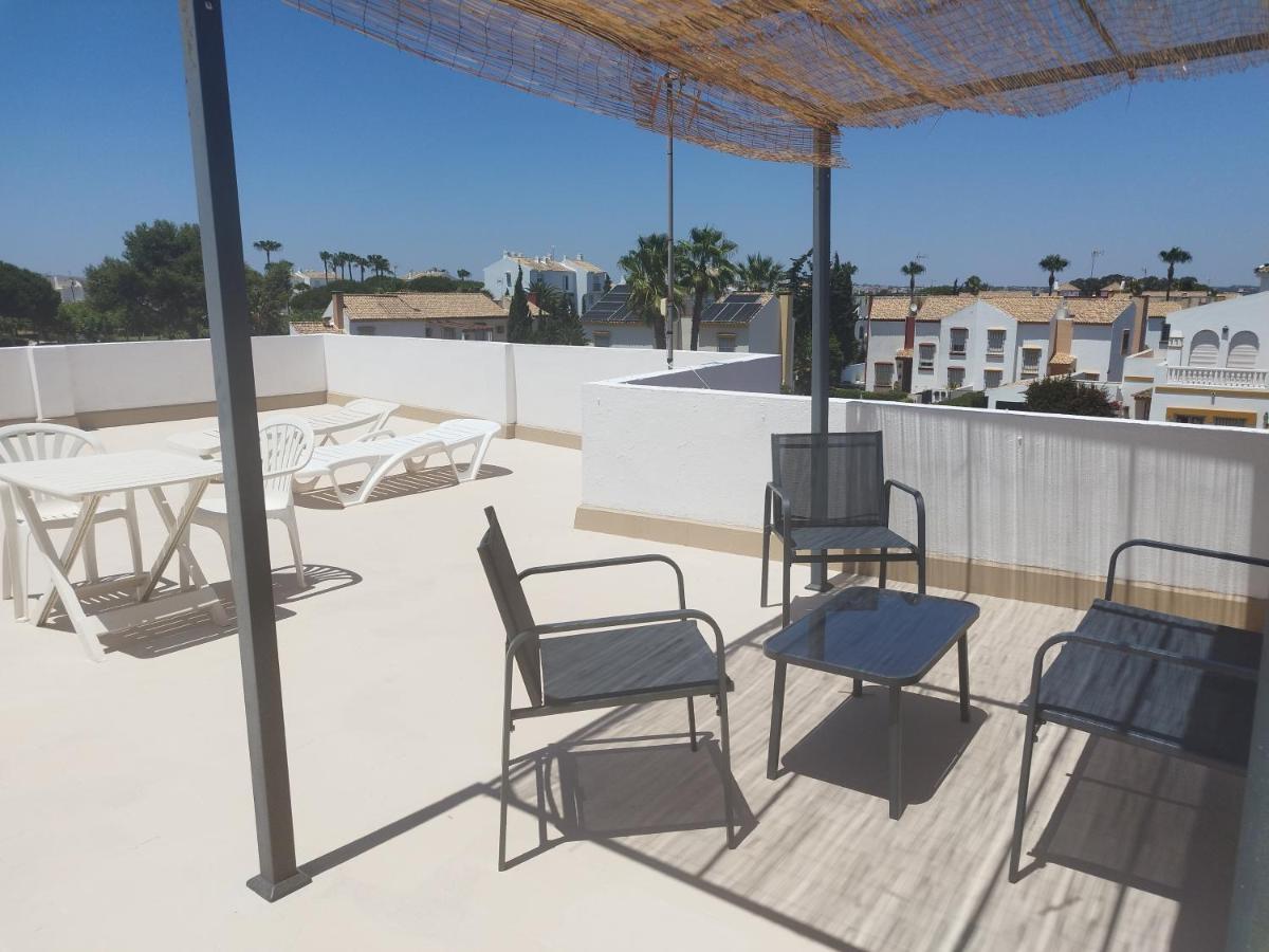 Summer Isla Canela