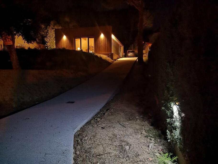 Casa Bioclimatica Y Ecologica De Madera. Holiday home