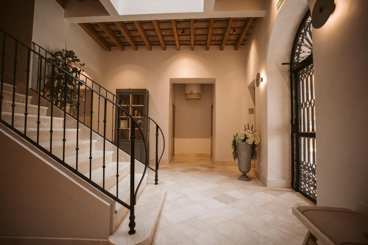 Casa Aura 2*