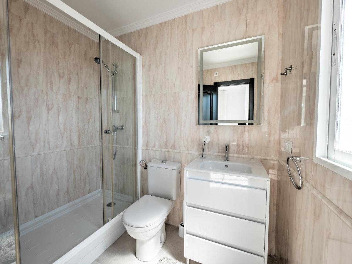 Luxury With Private Pool And 7 Bedrooms Villa Torrox