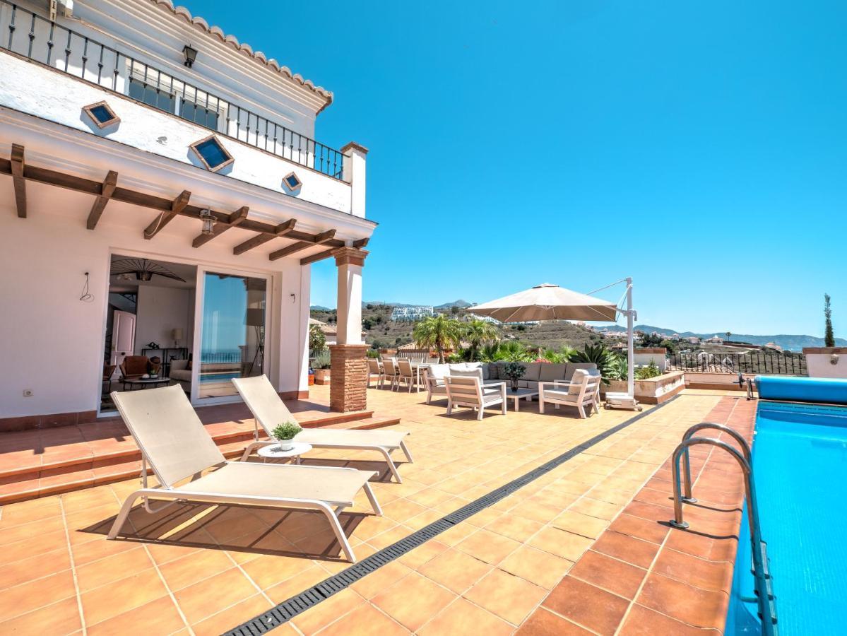 Luxury With Private Pool And 7 Bedrooms * Torrox