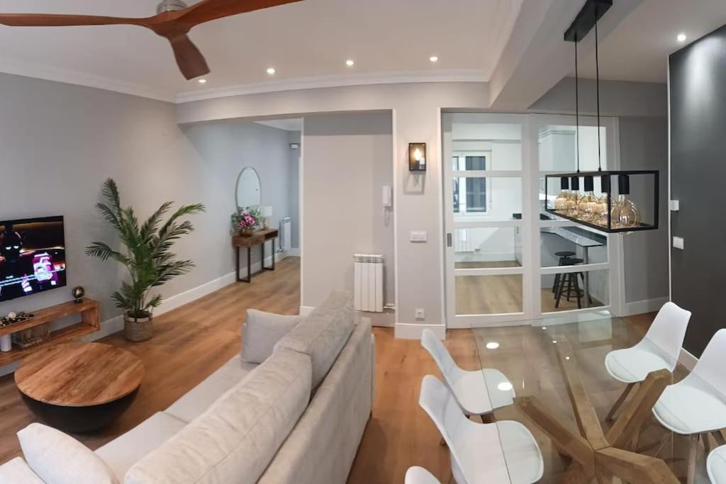 Centro Parking Incluido Apartamento *
