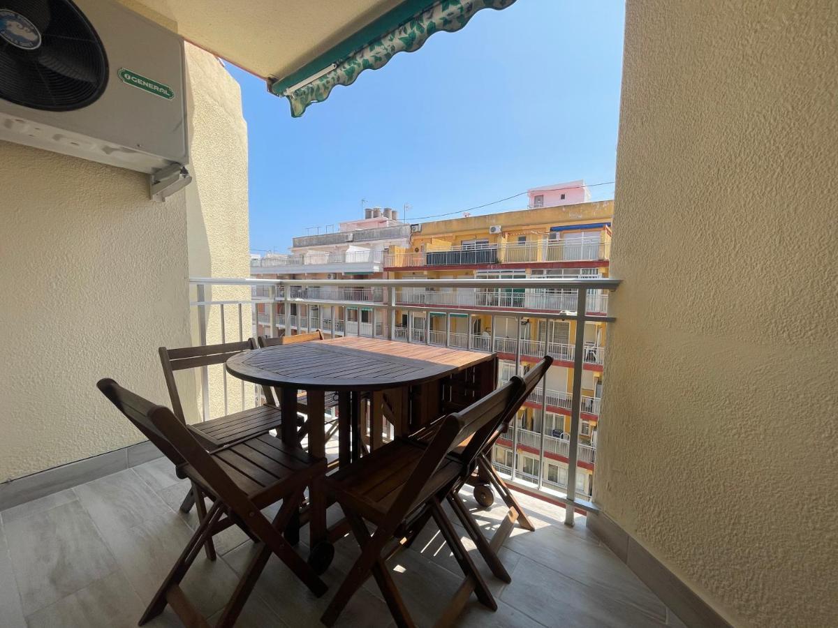 Apartamento Nuevo, Con Vistas Laterales Al Mar Y A 60 Metros De La Playa