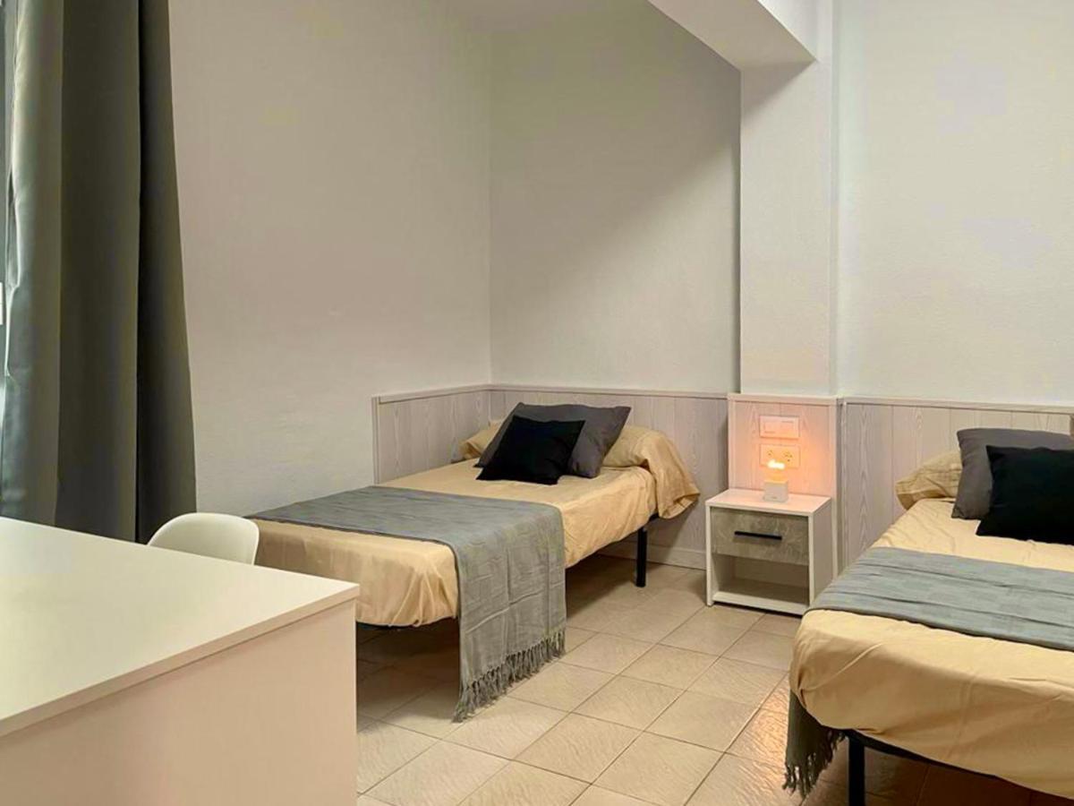 Apartment A 100 Metros Playa San Antonio 1-8 Personas
