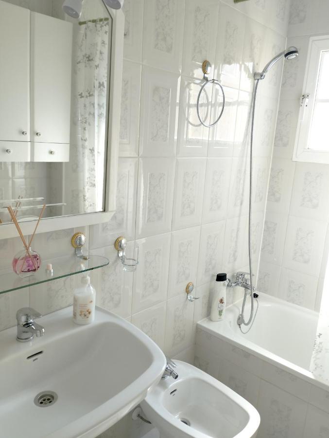 Torrevista Three Bedroom Apartment, Two Swimming Pools And Garage Apartamento Torrevieja