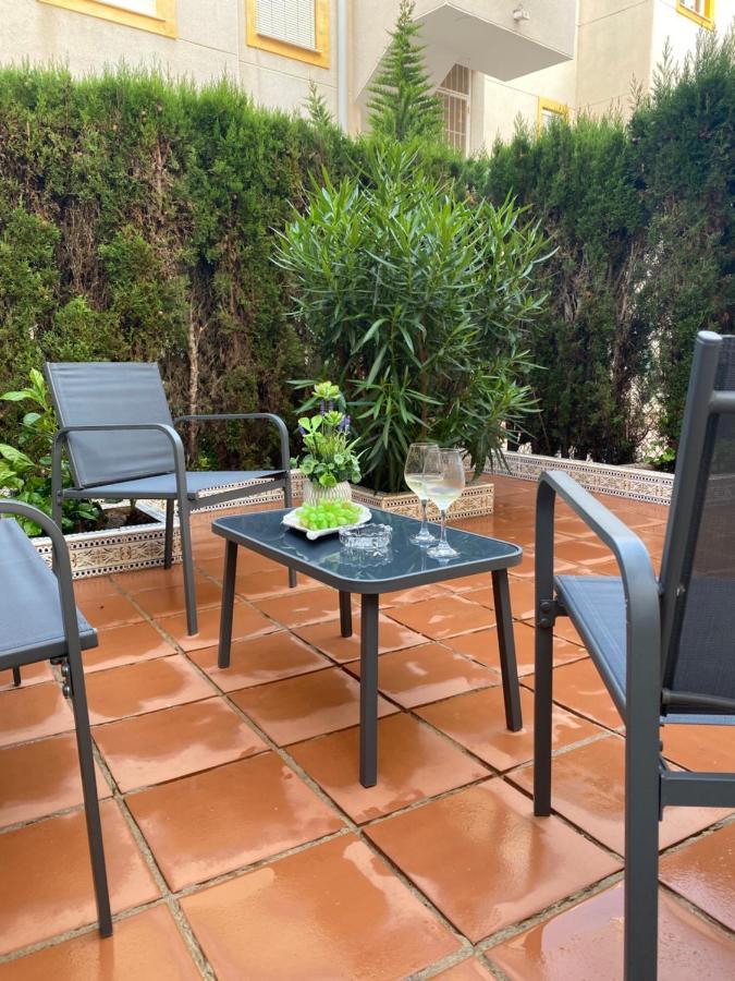 Apartamento Torrevista Three Bedroom Apartment, Two Swimming Pools And Garage