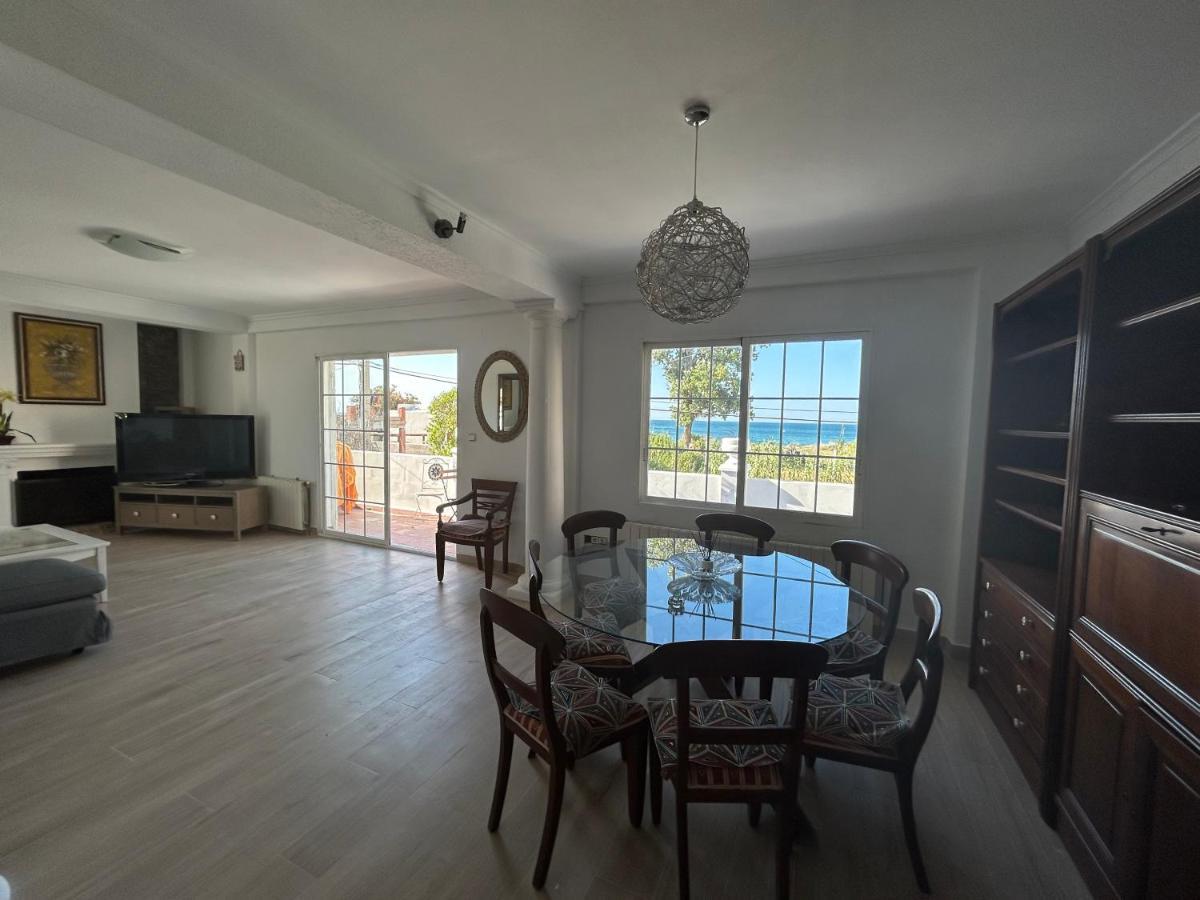 Chalet Playa Primera Linea