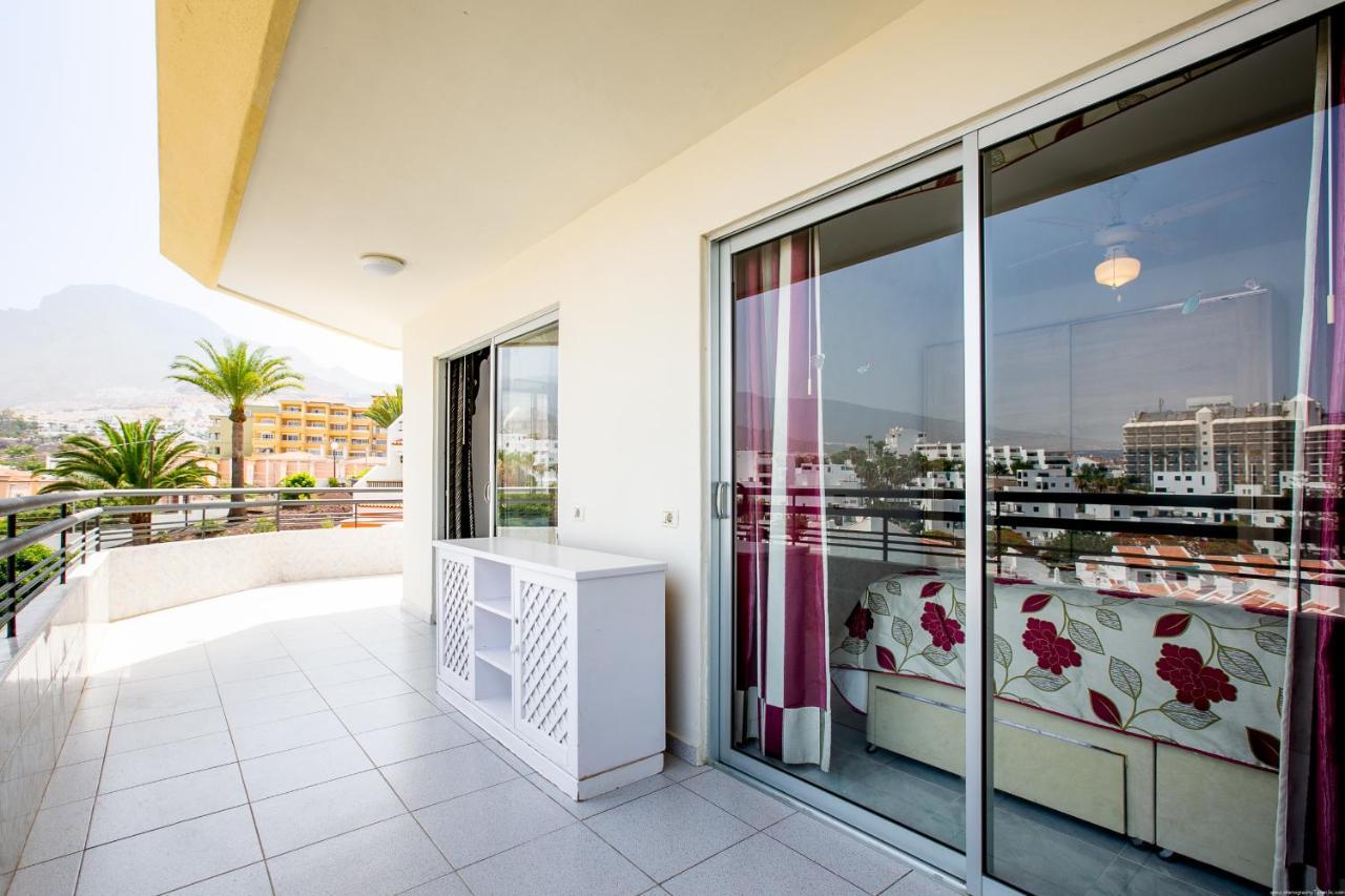 Fabulous New 2 Bedroom In Costa Adeje Apartamento