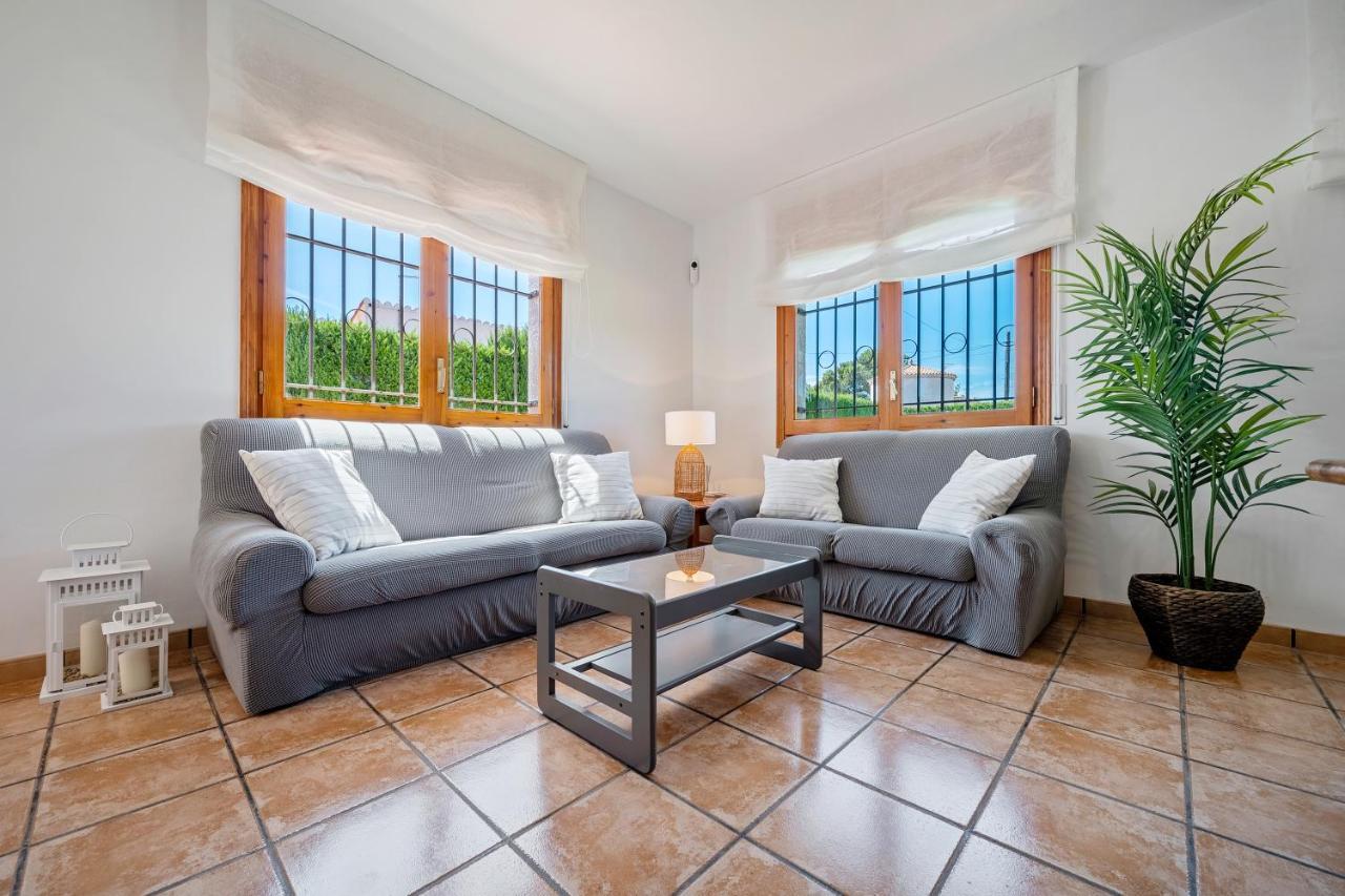 Villa A Pie Cala Forn Con Piscina *