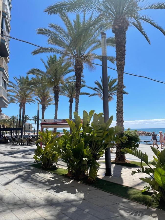 Almuden's Apartment, High-speed Free Wifi, 250m To Beach, The Center Of Apartment