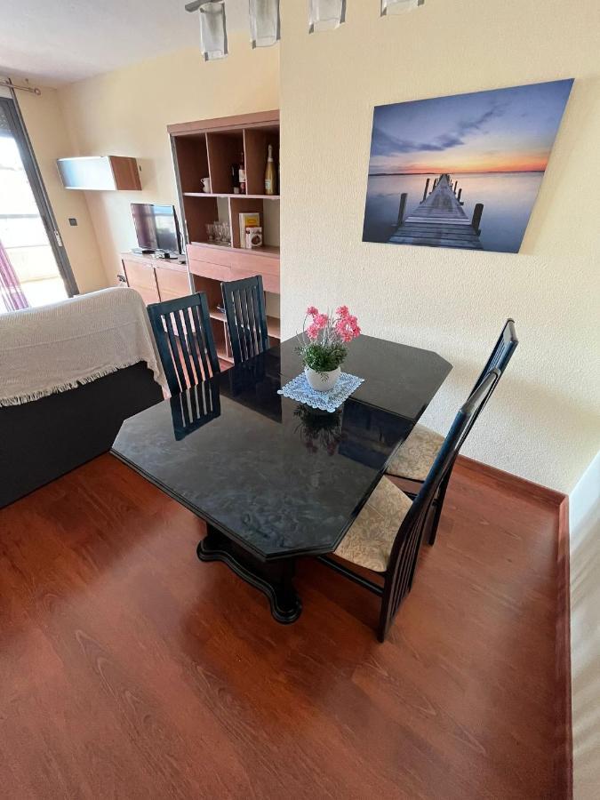 Las Marinas, Apartamento Muy Amplio Cerca De La Playa Apartamento