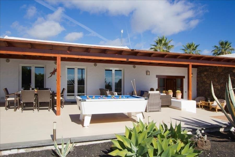 Dos Piedras Puerto Del Carmen Lanzarote Villa *