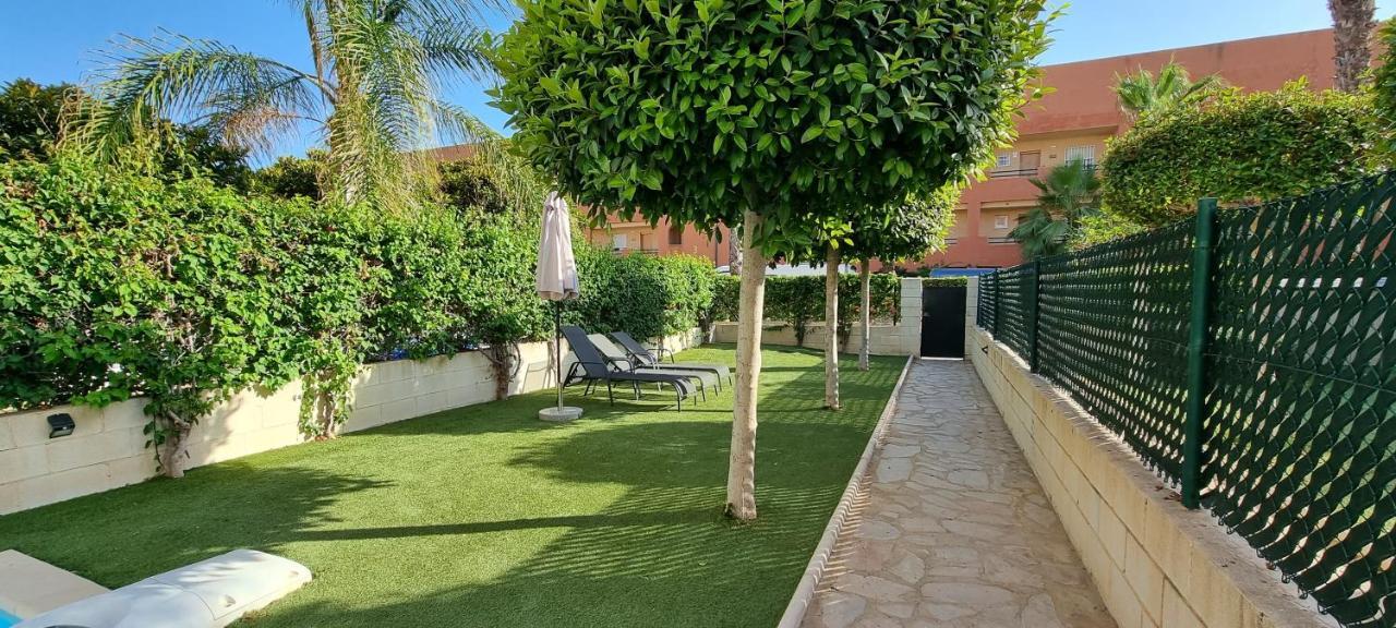 Apartment Homes Of Spain: Beachfront With Private Pool At Paraiso Playa Vera