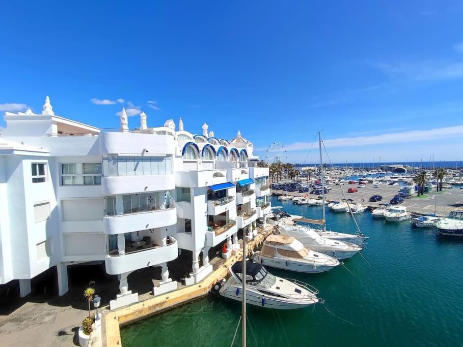 Penthouse In Puerto Marina Apartamento Benalmádena