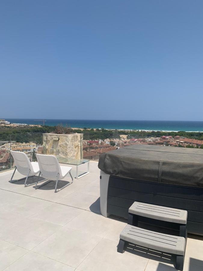 Beautiful New Style In In Front Of Sea With Solarium And Jacuzzi * Gran Alacant