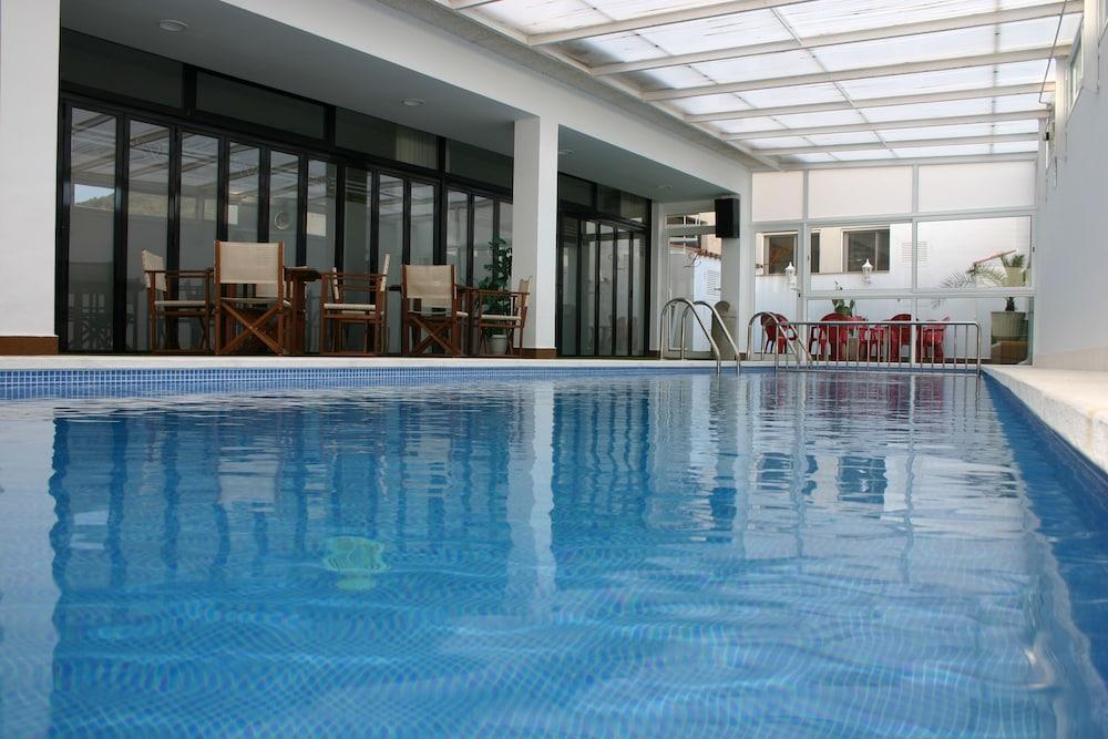 Loar Hotel