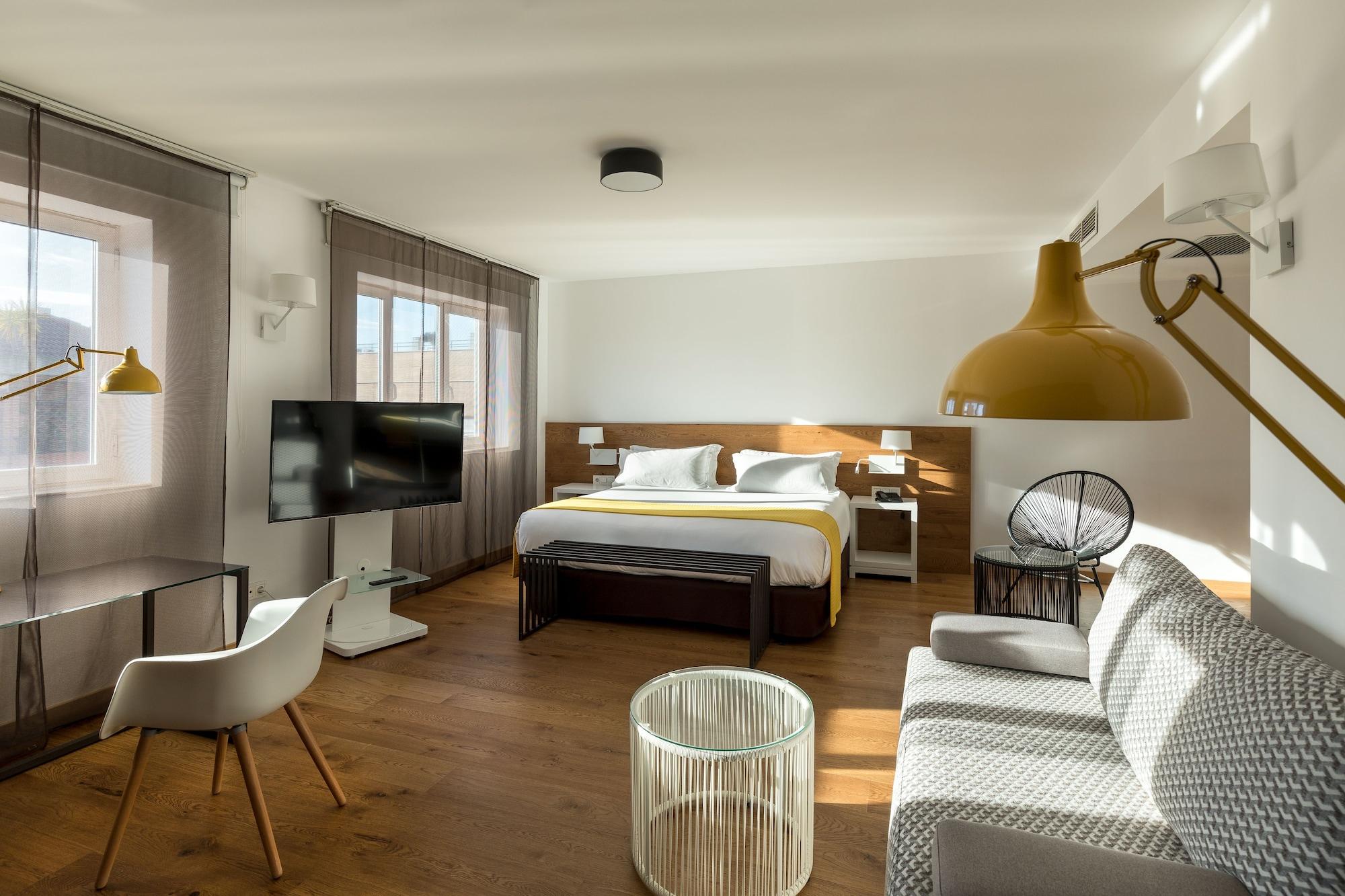 Rafaelhoteles Atocha Hotel