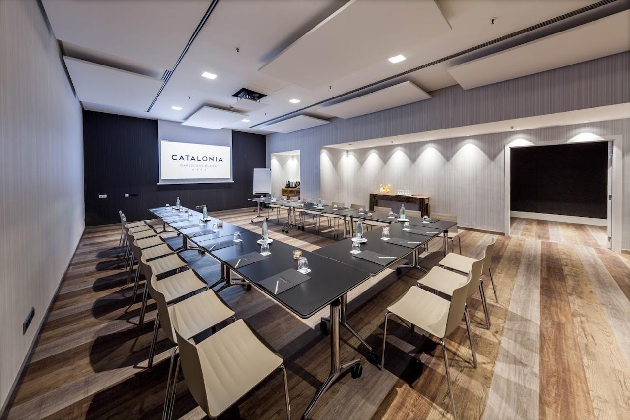 Catalonia Plaza 4*