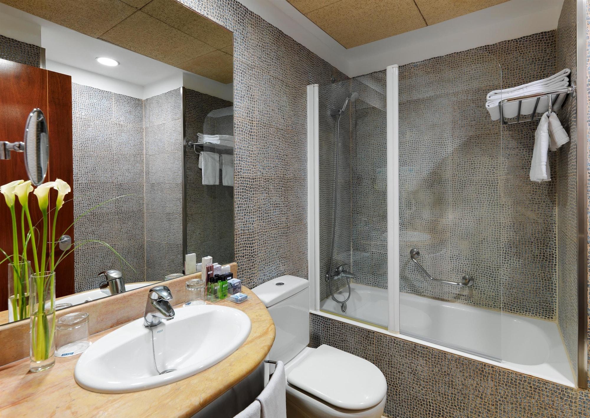Hotel H10 Raco Del Pi 3*