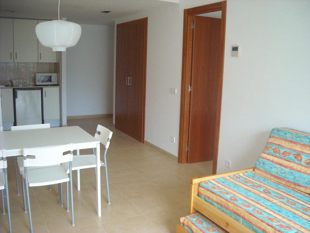 Hotel Sorrabona 3*