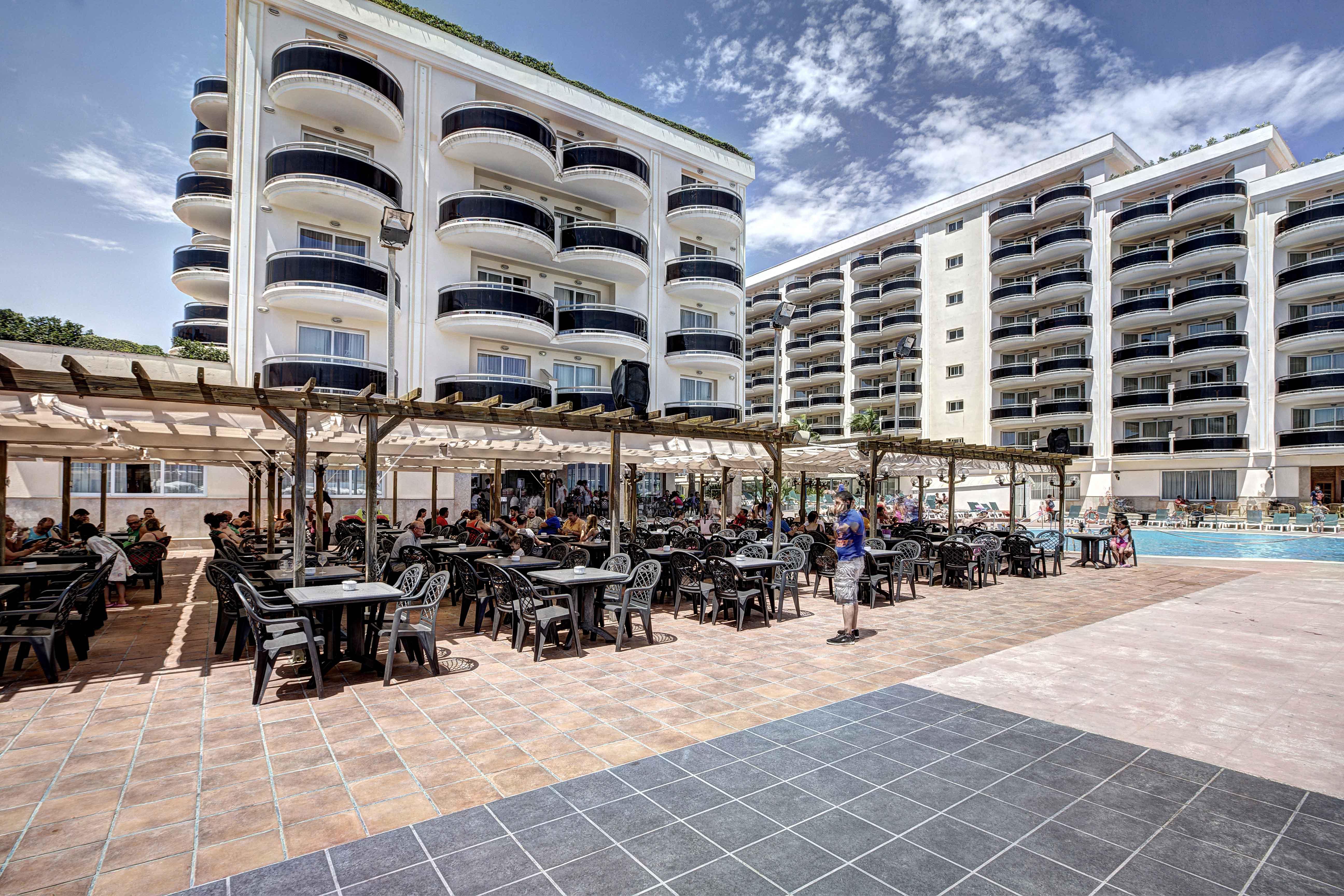 Plaza Hotel 4*