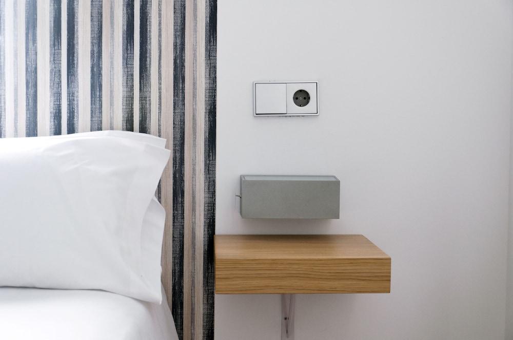 Cosmopolitan Boutique Rambla Guest house 2*