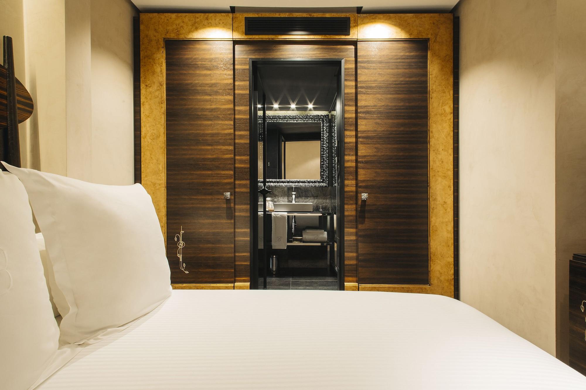 Hotel Bagues, A Small Luxury Of The World 5*