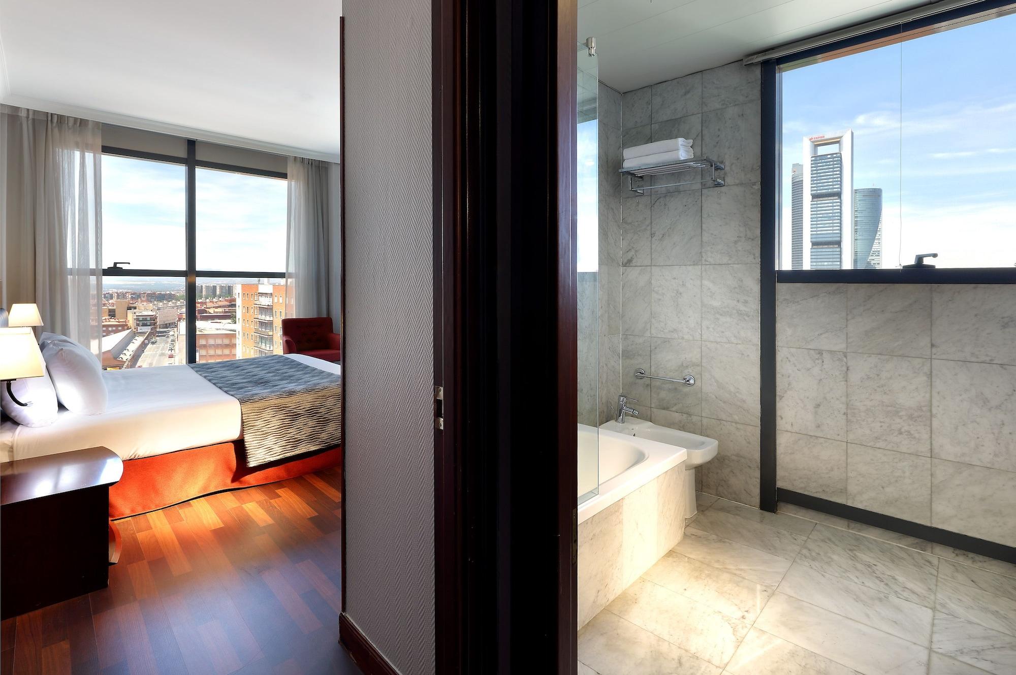 Hotel Crisol Vía Castellana 4*