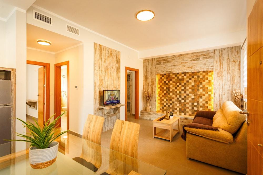 Turisticos Apartment Cullar Vega