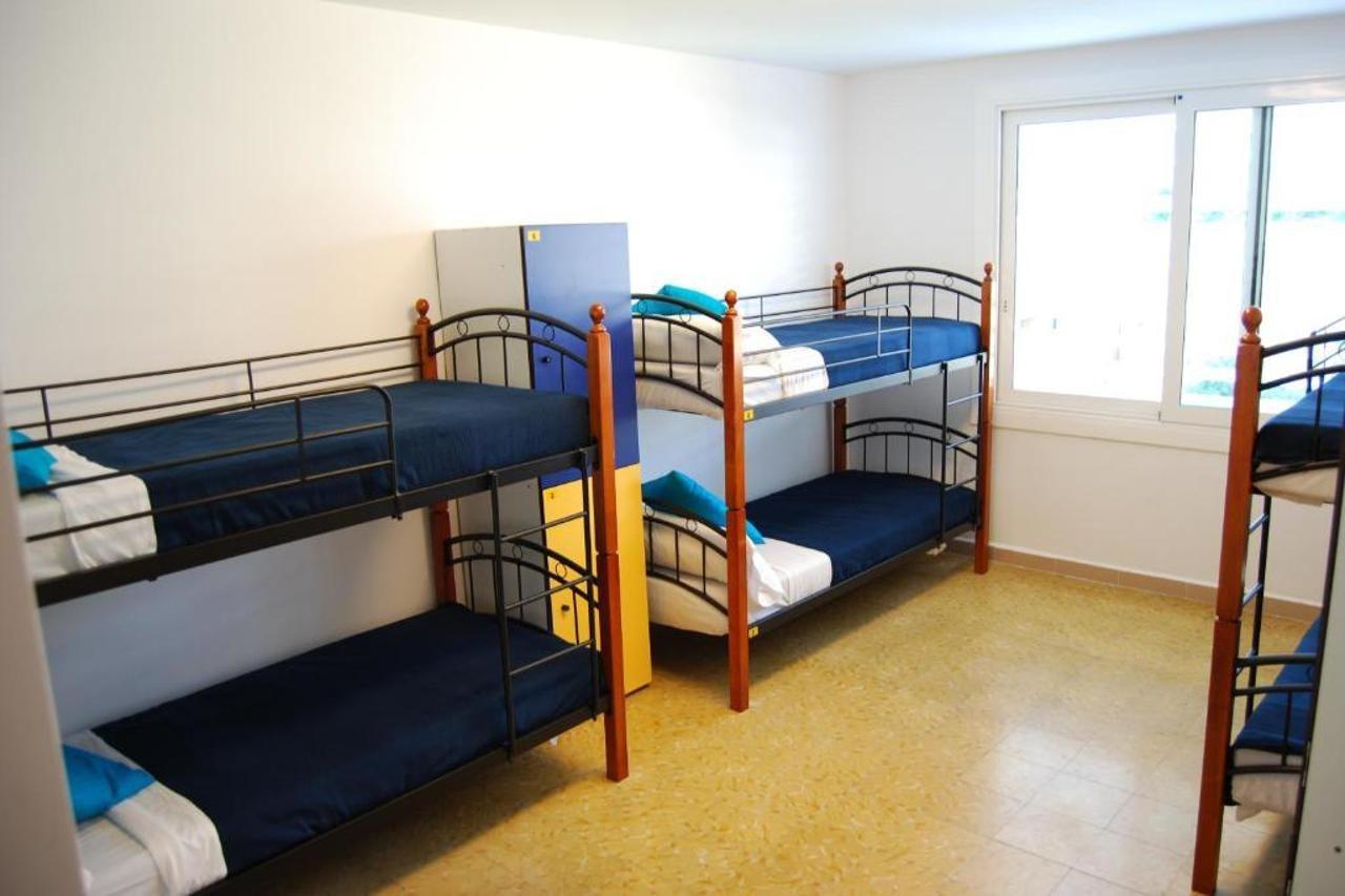 Estrella De Mar Youth Hostel