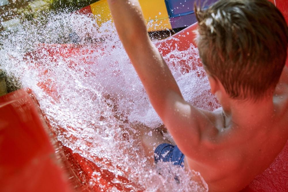 Oasis Park Splash 4*