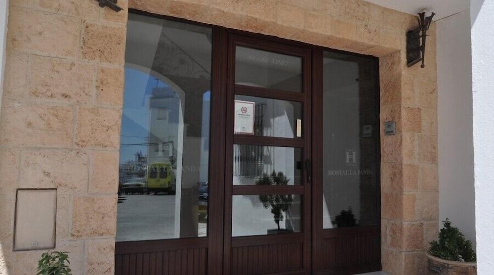 La Janda Guest house 5*