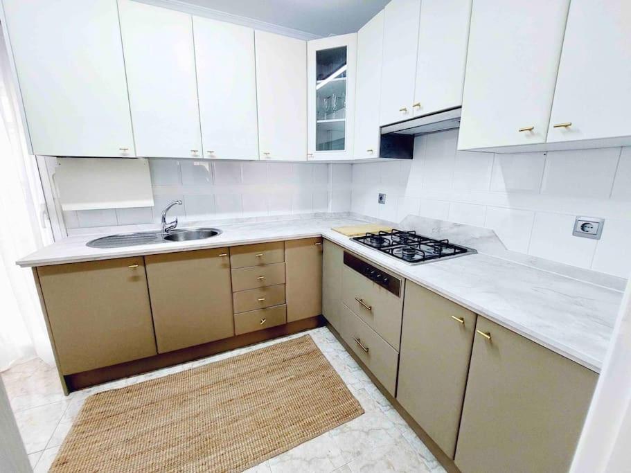 Deluxe Close To & Parking Sinese Design Homes Apartment Torre Del Mar