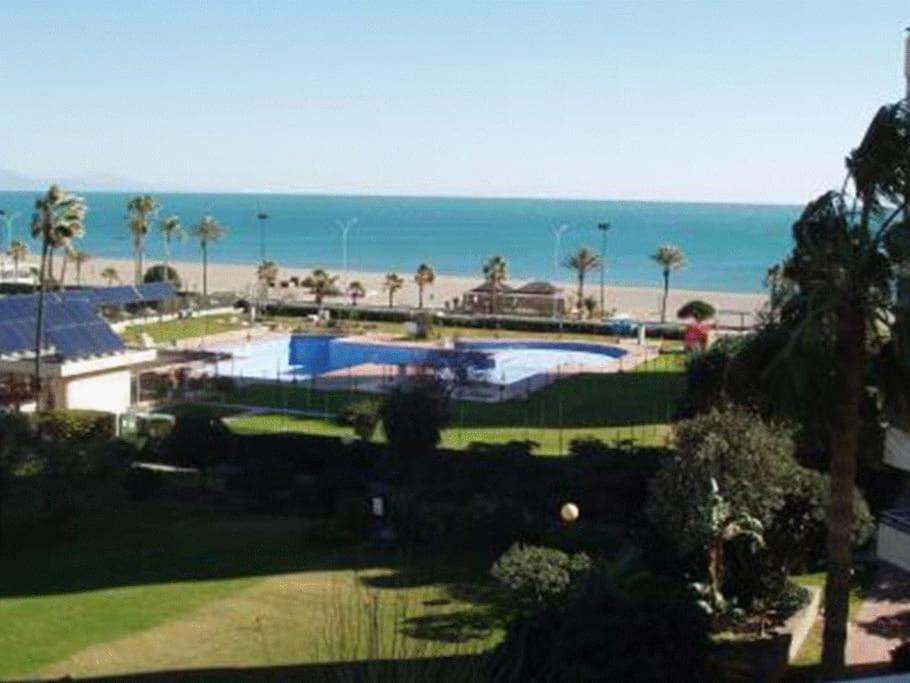Primera Linea Playa Apartamento *
