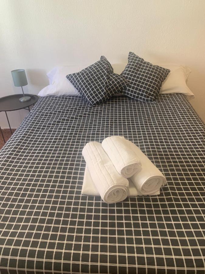 Valdeolleros Habitación en casa particular