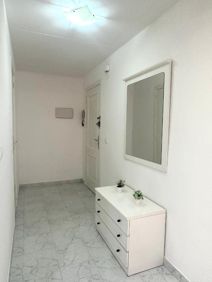 Apartamento Estudio A 1 Minuto De La Playa Torrevieja