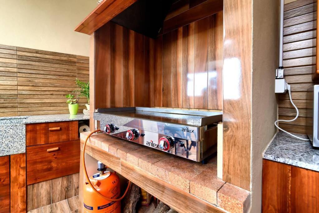 Cueva Con Jacuzzi A 20 Minutos De Valencia Holiday home