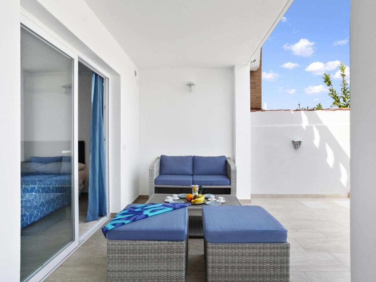 Golden Holidays, Heated Pool, Air Con, Internet, Parking Apartment Costa Adeje (Tenerife)