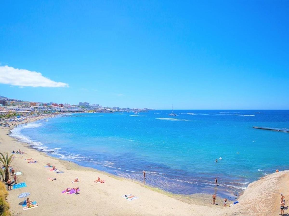 Golden Holidays, Heated Pool, Air Con, Internet, Parking * Costa Adeje (Tenerife)