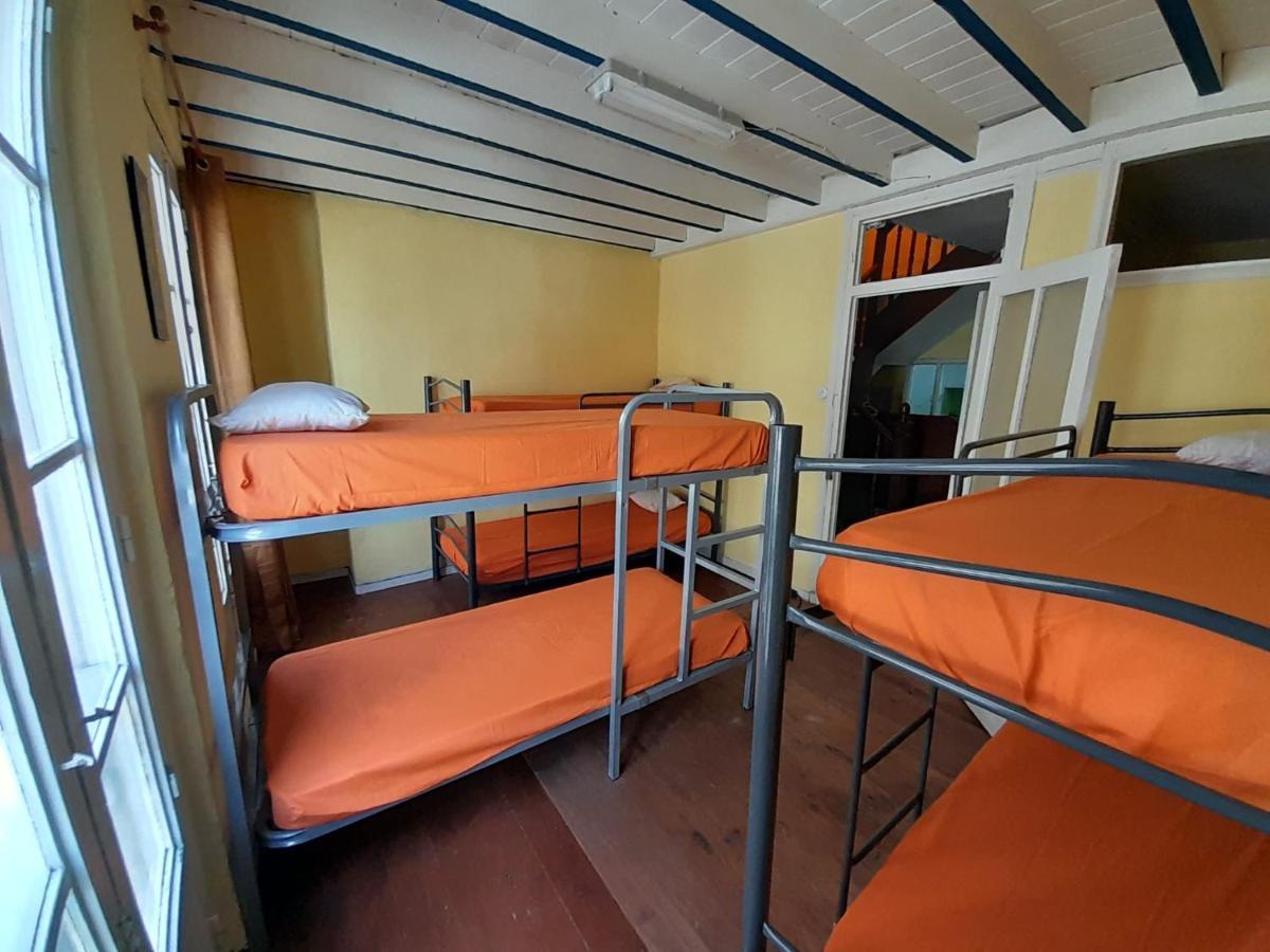 Casa De Peregrinos La Concha Hostel *