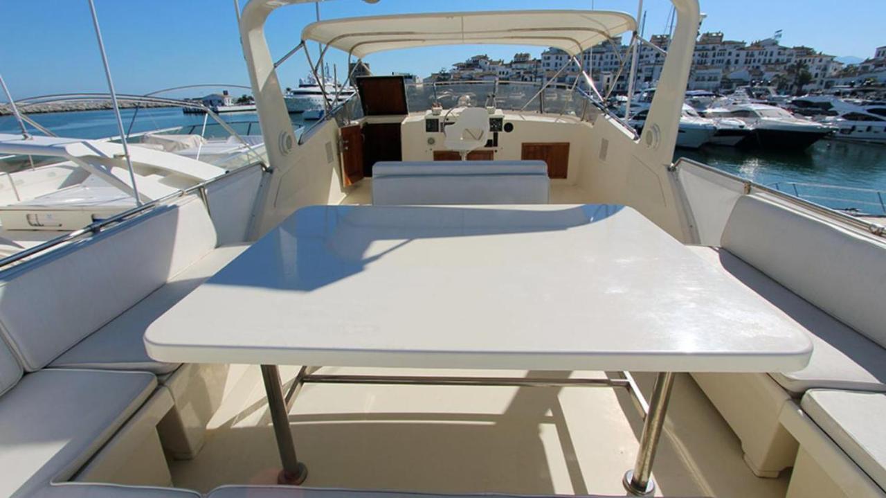 Hotel en barco Yacht Our Alissa Sant Adrià de Besòs