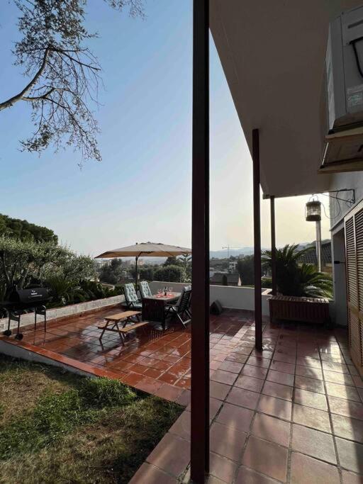 Casa Familiar En La Playa Con Piscina Teia
